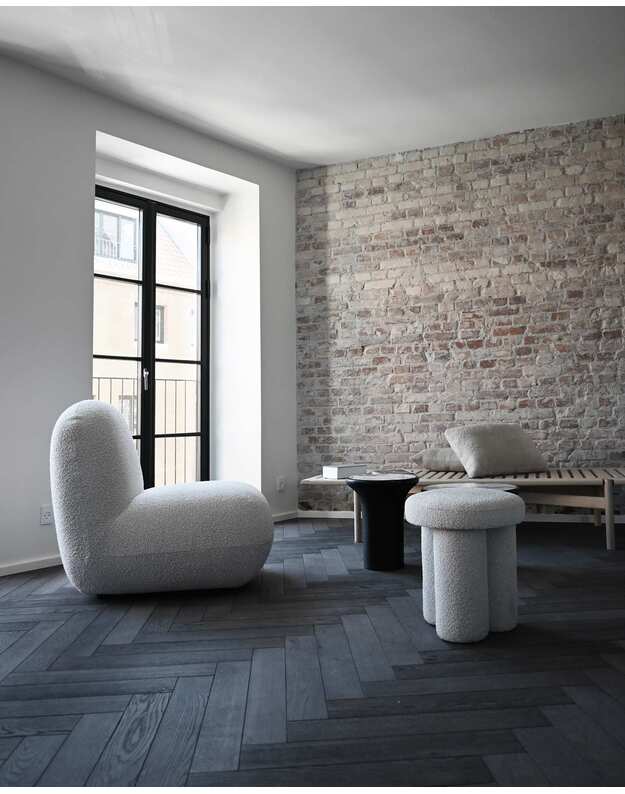 BIG FOOT STOOL | Bouclé 3