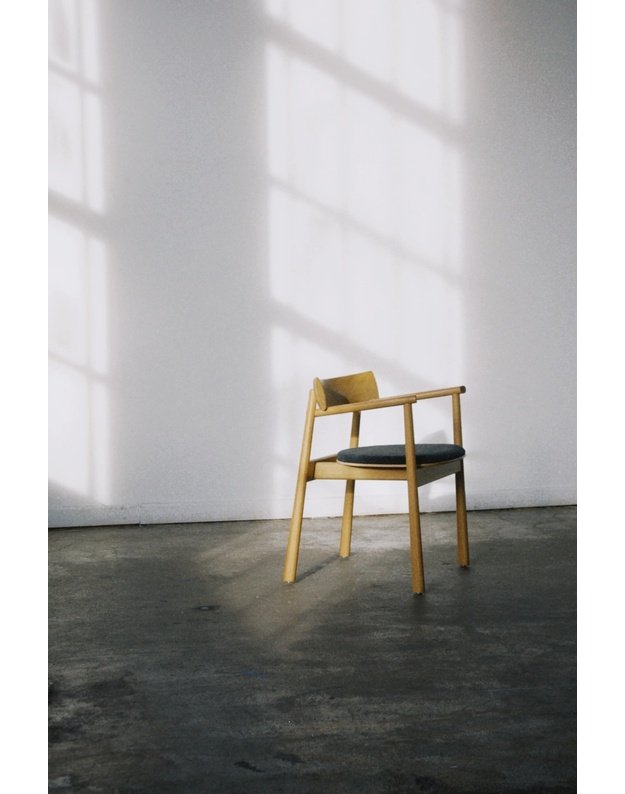 ELIPSA SOFT CHAIR | Nature Oak | Black Boucle 2