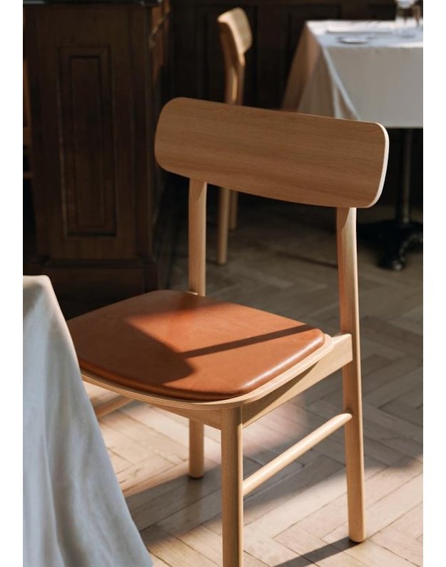 SOMA CHAIR | Cognac Leather  4