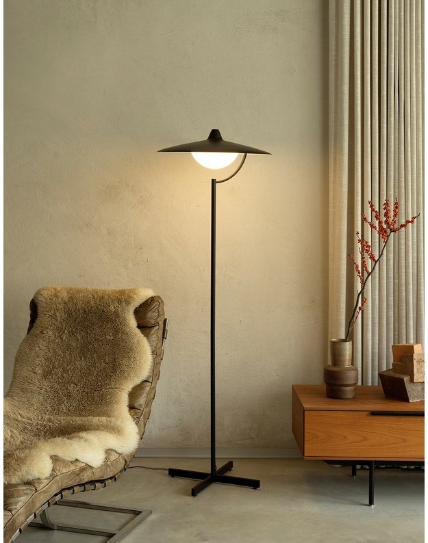 BINY FLOOR LAMP 