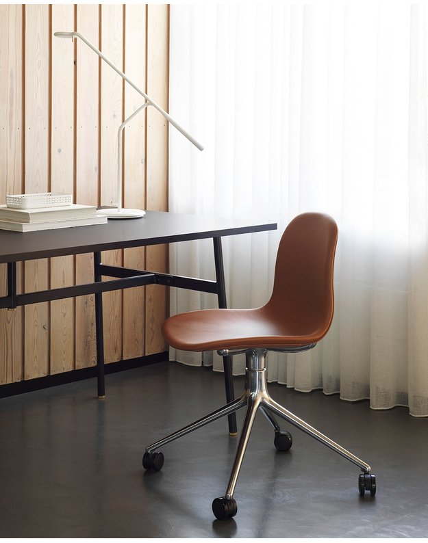 FORM CHAIR SWIVEL 4W UPHOLSTERY | +colours 2