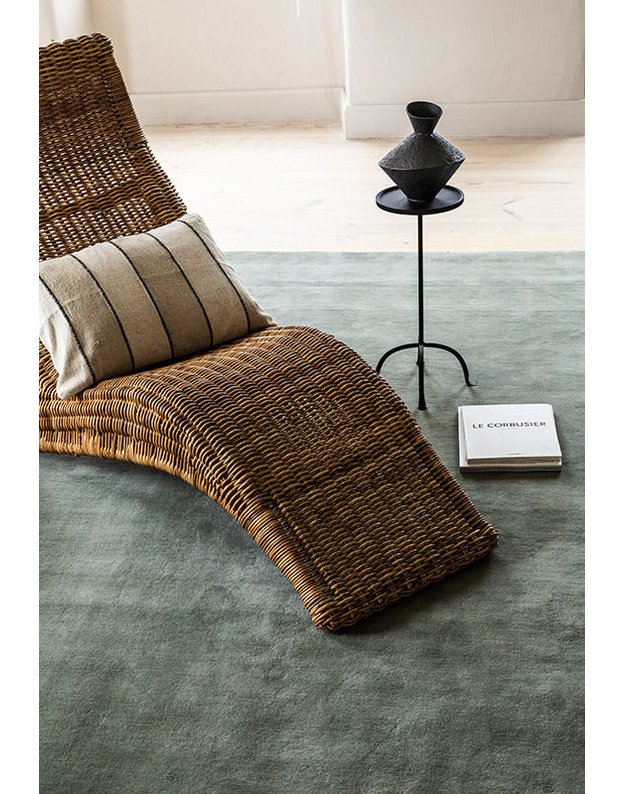 SOLID WOOL SAGE kilimas