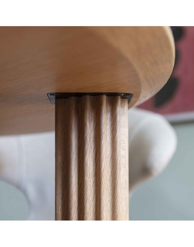 VALGOMOJO STALAS COMFORT CIRCLE | Oak