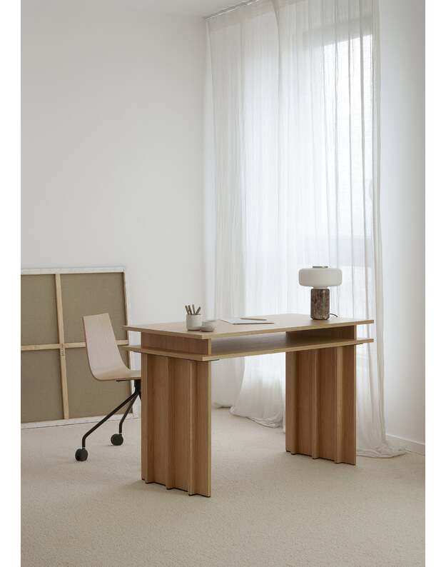 PIATO DESK | Natural Oak 1