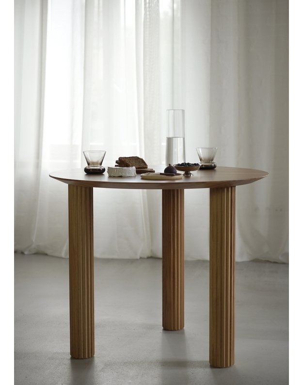 FILAR 90 TABLE | Natural oak 1