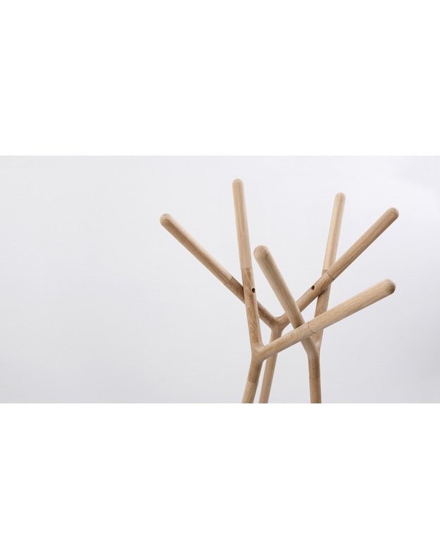 GAME OF TRUST CLOTHES STAND | +colours 4