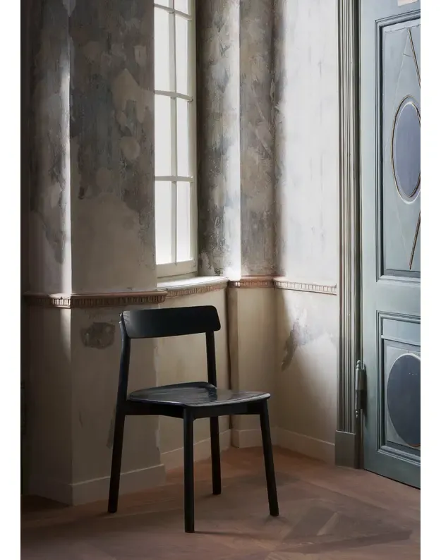 ARCHE CHAIR | Black oak 1