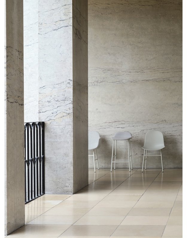 FORM BAR CHAIR LOW STEEL UPHOLSTERY | +colours 9