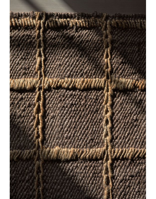 STRATA BRAIDED BROWN kilimas