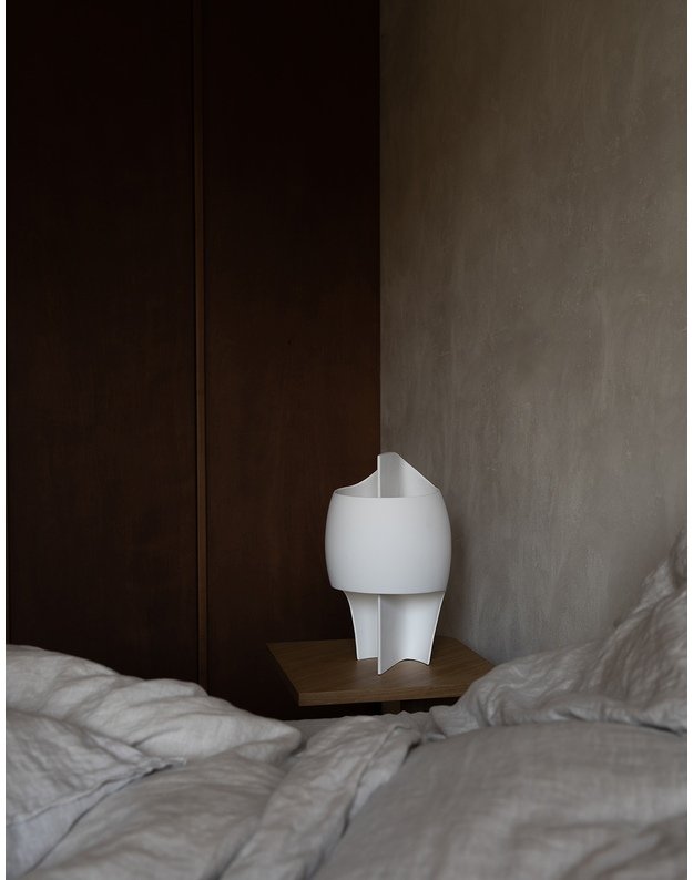 LA LAMPE B TABLE LAMP 