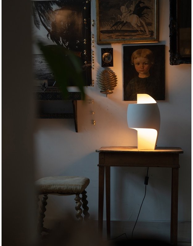 LA LAMPE B TABLE LAMP 