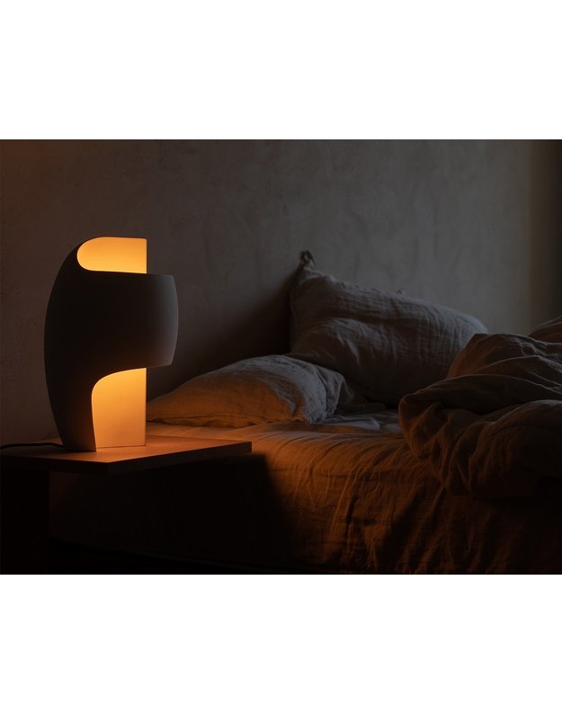 LA LAMPE B TABLE LAMP 