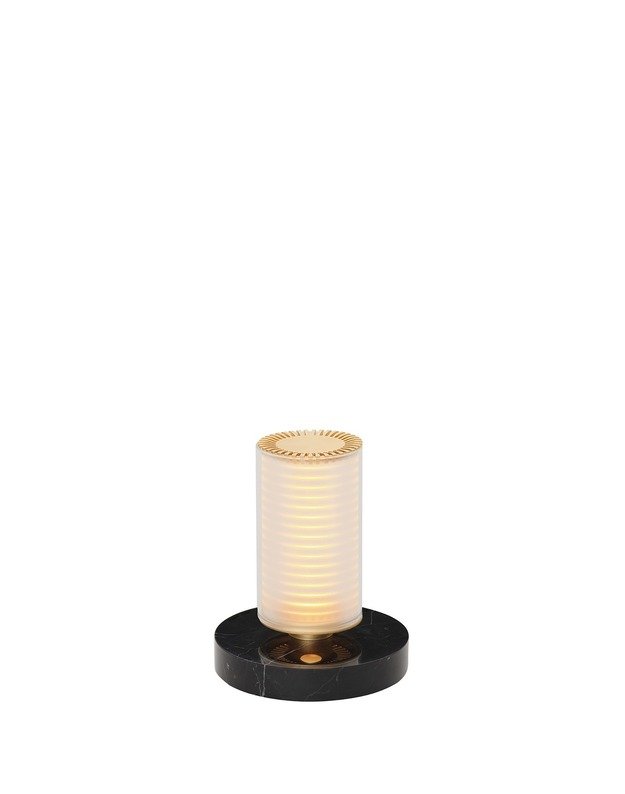 STALINIS ŠVIESTUVAS FRECHIN A TABLE