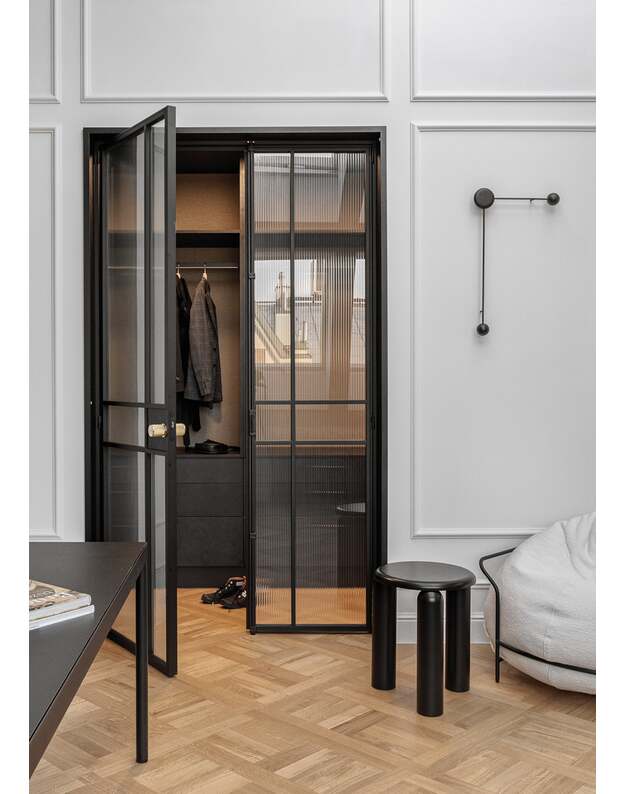 NEO HIGH TABLE | +colours 2