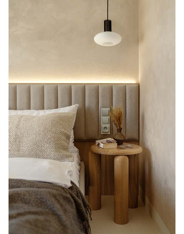 NEO HIGH TABLE | +colours 3