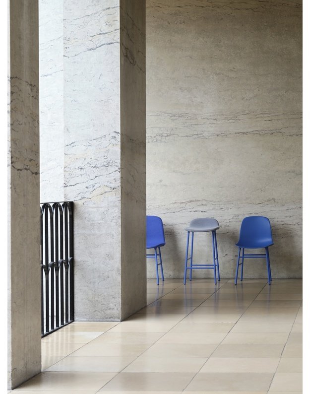 FORM BAR CHAIR LOW STEEL UPHOLSTERY | +colours
