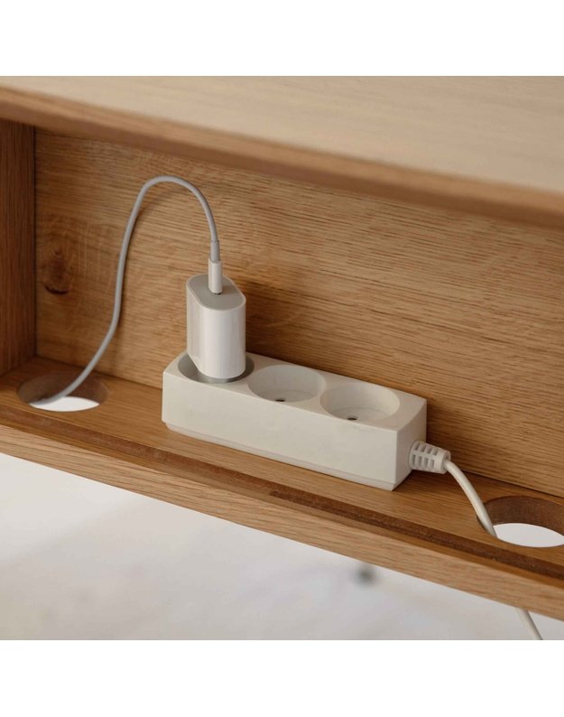 AUDACIOUS DESK | + colours