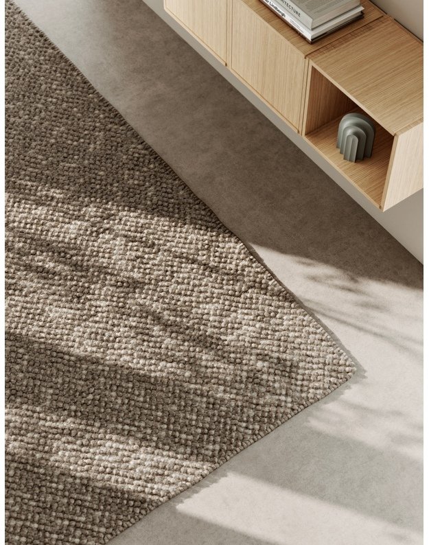 TACT BROWN rug