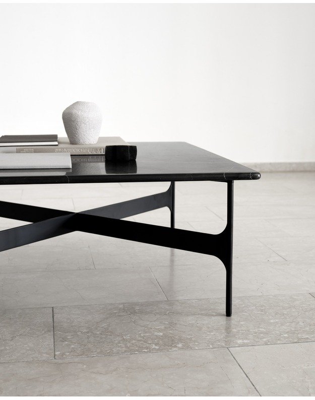 SQUARE TABLE FLOEMA by Luca Nichetto | +colours