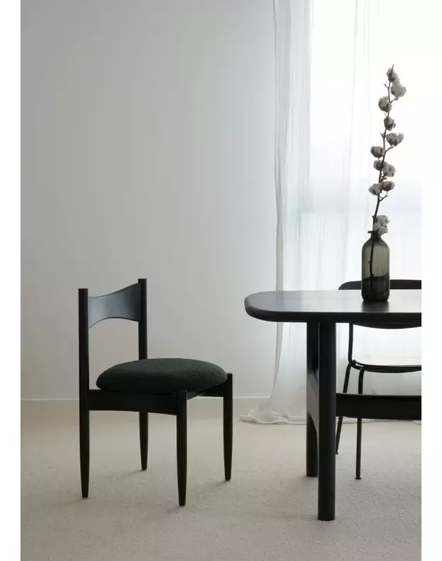 KEMI CHAIR | Black oak 2