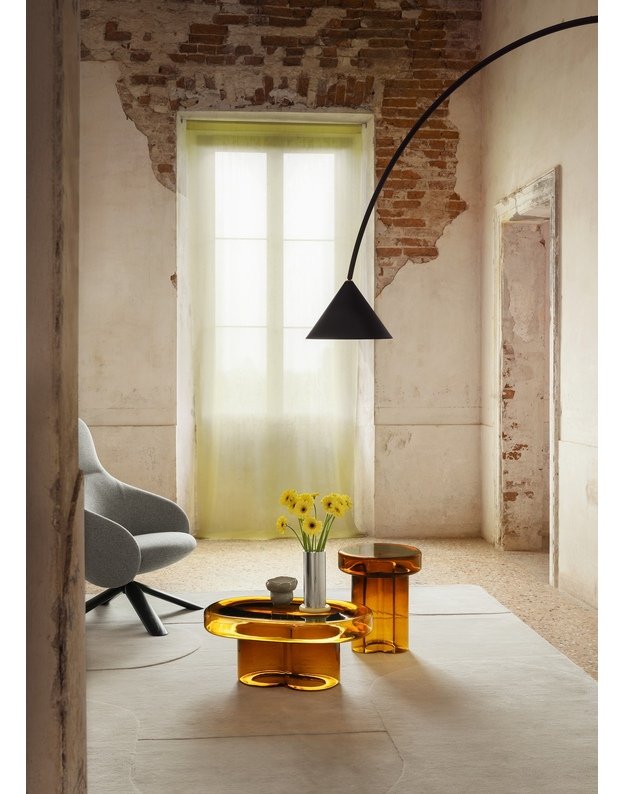 SODA OVAL COFFEE TABLE | +colours 4