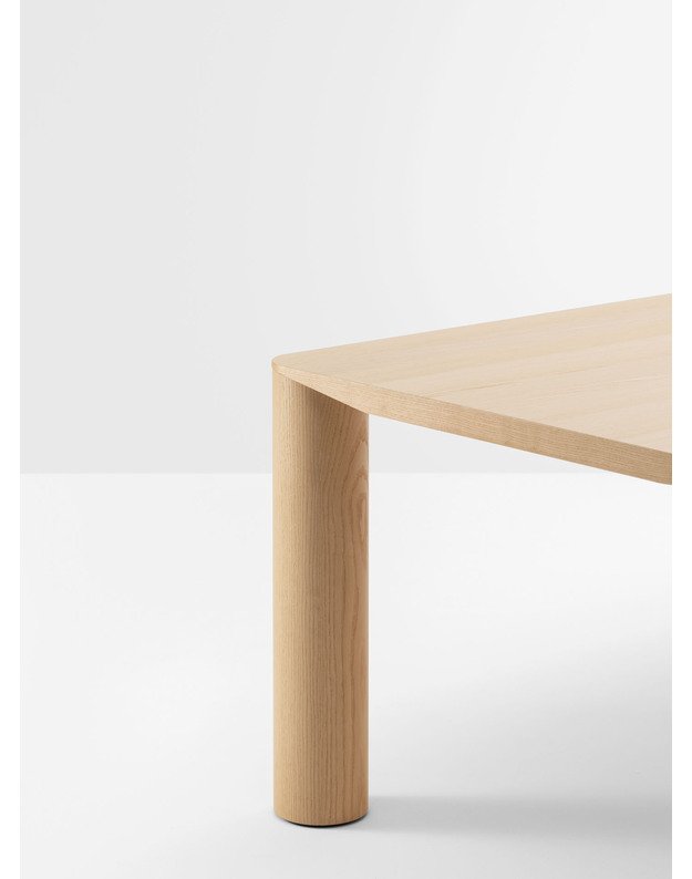TABLE EGGEN | +colours 11