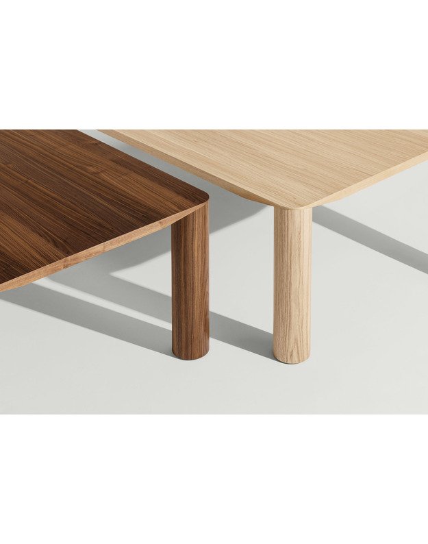 TABLE EGGEN | +colours 13