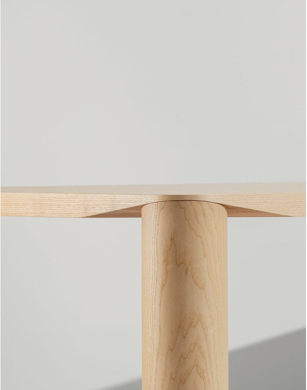TABLE EGGEN | +colours 9