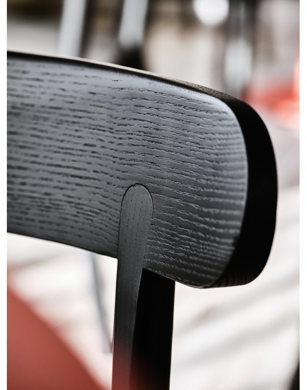 KĖDĖ MONTERA | +spalvos 4