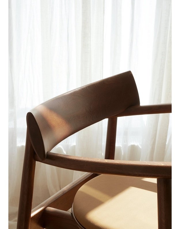 KĖDĖ ELIPSA SOFT | Dark brown oak | Leather