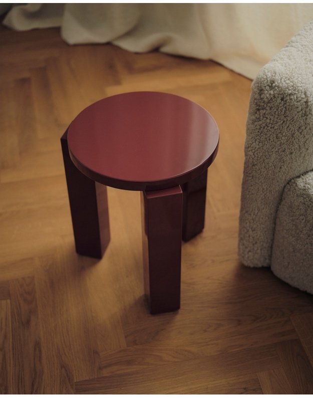 STALIUKAS / TABURETĖ ATLAS ROUND | Lacquered Burgundy