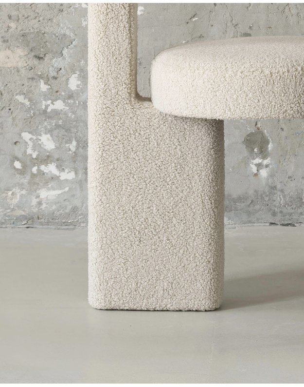 BALANCE CHAIR 