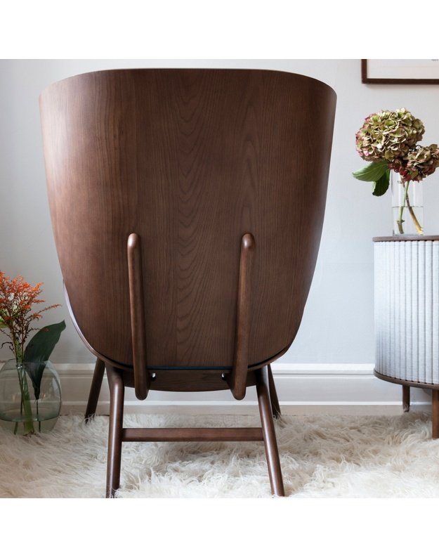 THE READER LOUNGE CHAIR