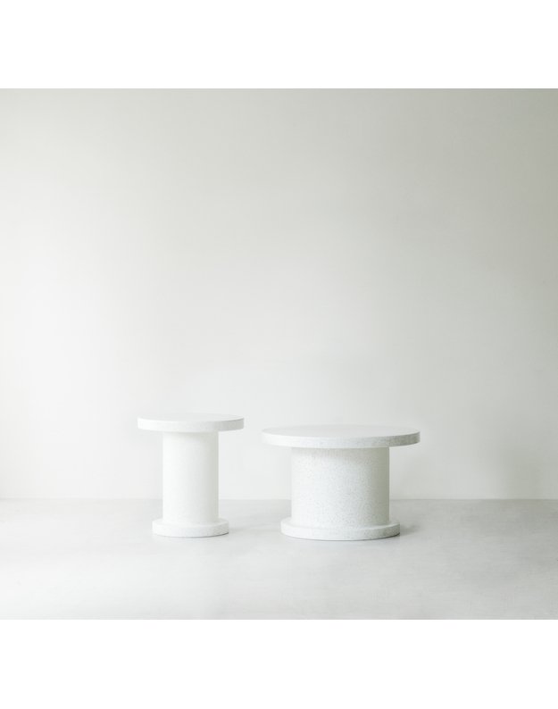 BIT WHITE COFFEE TABLE 