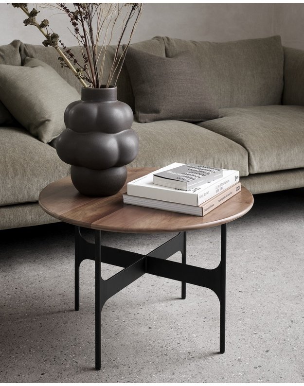 TABLE FLOEMA WALNUT by Luca Nichetto | +sizes