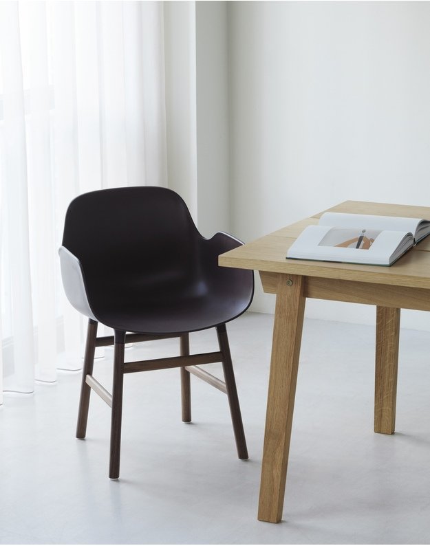 FORM ARMCHAIR WOOD | +colours