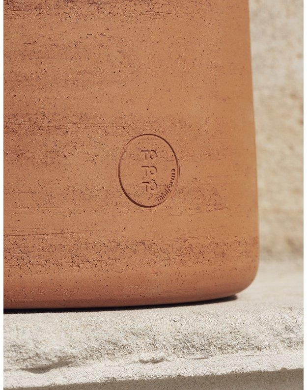 TOTOTO COFFEE TABLE | +sizes 7