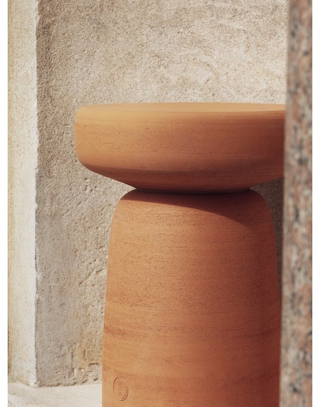 TOTOTO COFFEE TABLE | +sizes 4