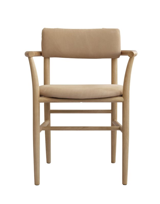 NAMA DINING CHAIR ARMREST | Nubuck