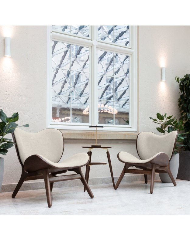 FOTELIS A CONVERSATION PIECE LOW