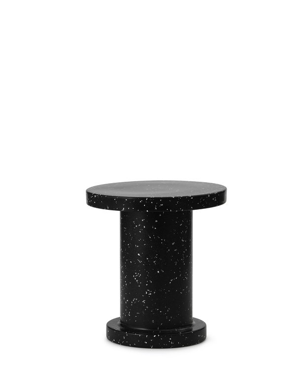 BIT BLACK SIDE TABLE 