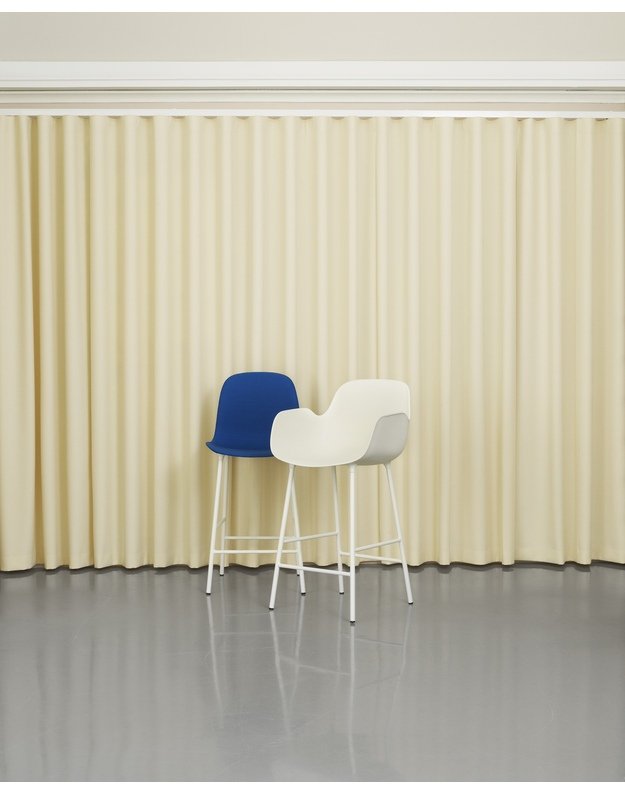 FORM BAR ARMCHAIR STEEL | +colours