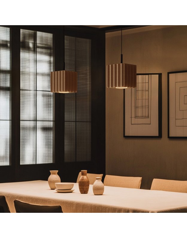 PAKABINAMAS ŠVIESTUVAS PIRE | +dydžiai 1