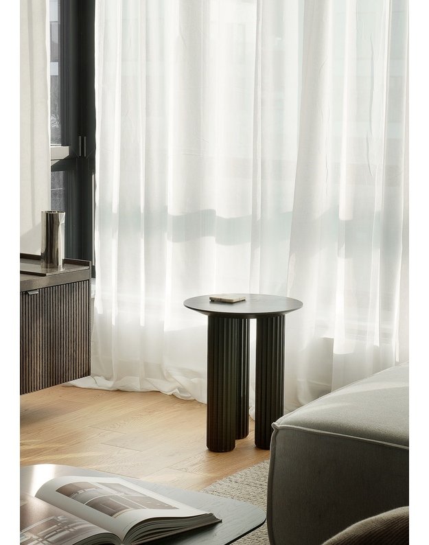 FILAR HIGH SIDE TABLE | Black ash 1