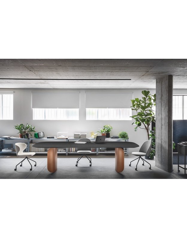 BARRY TABLE | +sizes 6