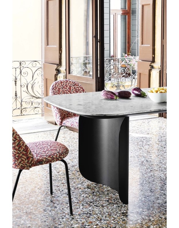 BARRY TABLE | +sizes 4