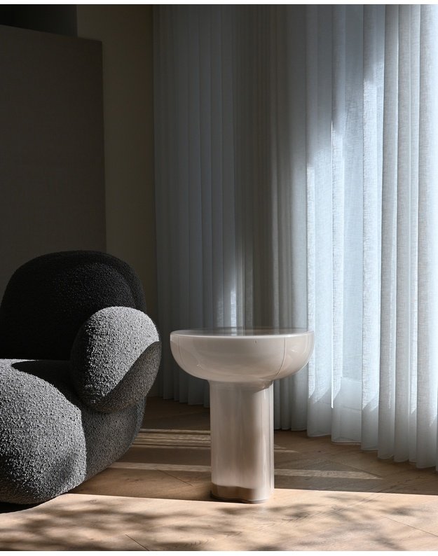 CROWN TABLE TALL | Smoked Sand 5