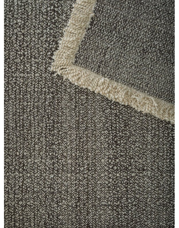 SOFT OUTLINE kilimas by Norm Architects | Granite 2