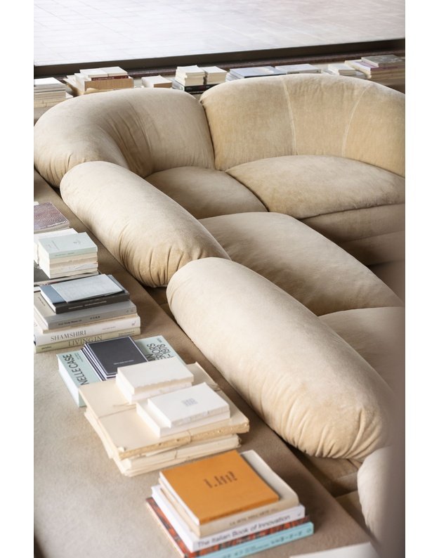 SOFA BUTTER by Faye Toogood | +dydžiai