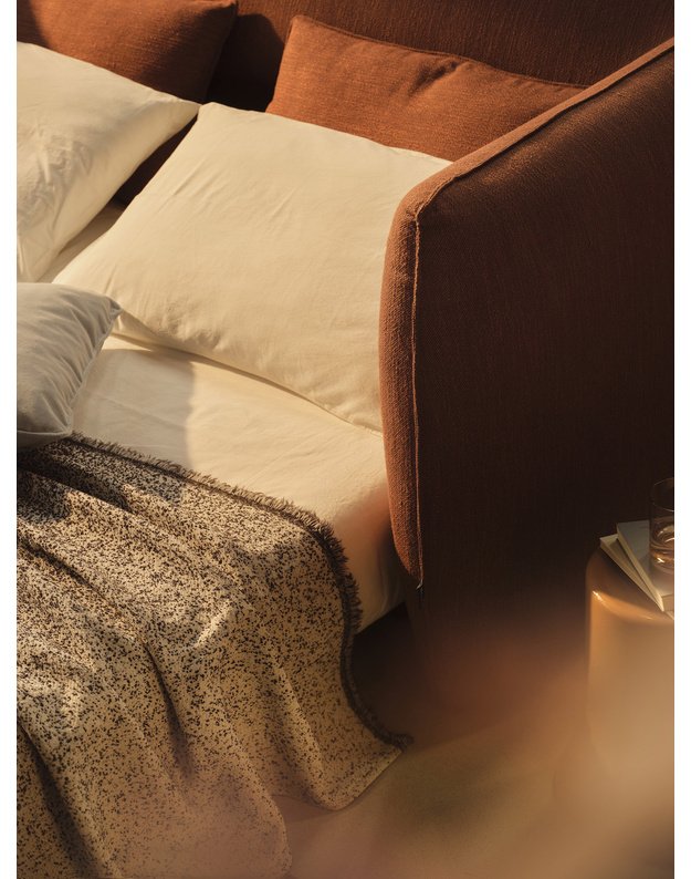 SOFA - LOVA JILL